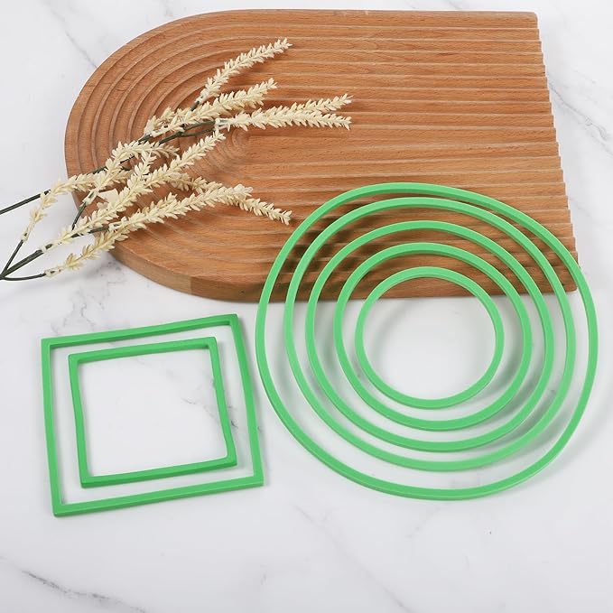 Bewudy 10PCS Fish Feeding Rings Sets, Aquarium Floating Plant Corral Fish Tank Feeding Circle Aquarium Feed Circle Round Feeder Ring Square Floating Plant Ring for Intercepts Float Plants(Green)