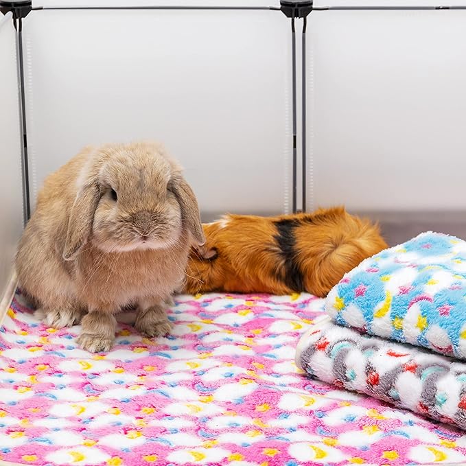 CUSOZWO Guinea Pig Bedding Mat - 3 Pack Waterproof Washable Rat Cage Liner Bedding Accessories Soft Fleece Blankets for Rat, Rabbit, Chinchilla, Hedgehog, Ferret, Hamster, Small Animals