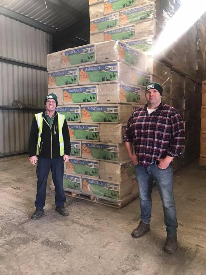 AubiChick High Grade French Hemp Bedding, 44lb (400L) Jumbo Bulk Bag for Chickens, Ultra Absorbent, Designed for Chicken Coop Bedding and Comfort of Birds, Poultry, Hairless Pets, Easy Manure Removal