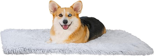 Best Friends by Sheri Calming Shag Dog Blanket – Ultra Soft Faux Fur Pet Throw, Anxiety-Relief, Lightweight Warm Bed Cover for Dogs and Cats, Machine Washable, Frost Gray, 30" x 40"