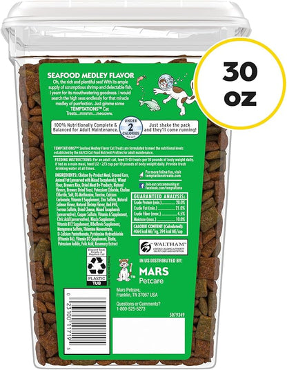 Temptations Classic Crunchy and Soft Cat Treats, Seafood Medley Flavor, 30 oz. Tub