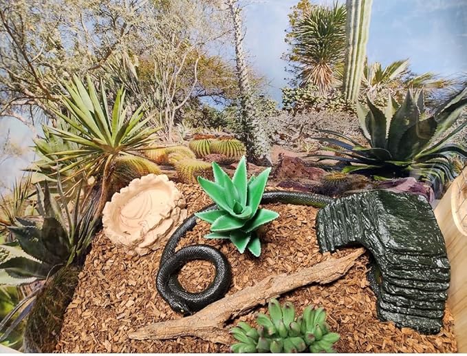 Small Animal Bedding – 20 Liter – Natural Coco Chip Substrate with Activated Charcoal Odor Control – for Chicken Coop, Rabbit Cage, Hamster Habitat, Reptile Terrarium & Snake Tank