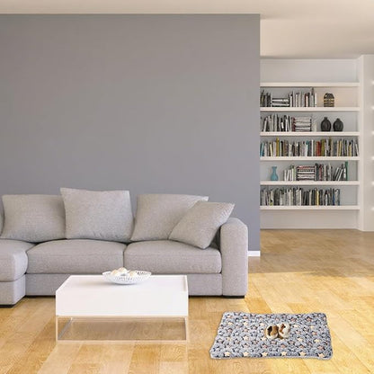 Guinea Pig Bed, 2 Pcs Double-Layer Coral Fleece Guinea Pig Beds and Bunny Beds, Soft and Skin-Friendly, Suitable for Small Animals Such as Rabbits and Hamsters(12.6 * 9.8Inch)