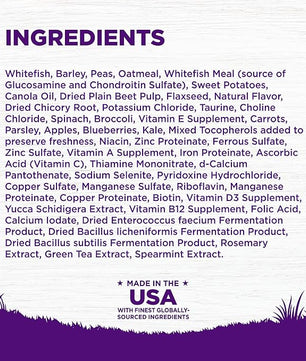 Wellness Complete Health Dry Dog Food with Grains, Natural Ingredients, Made in USA with Real Meat, All Breeds, For Adult Dogs (Whitefish & Sweet Potato, 15-Pound Bag)