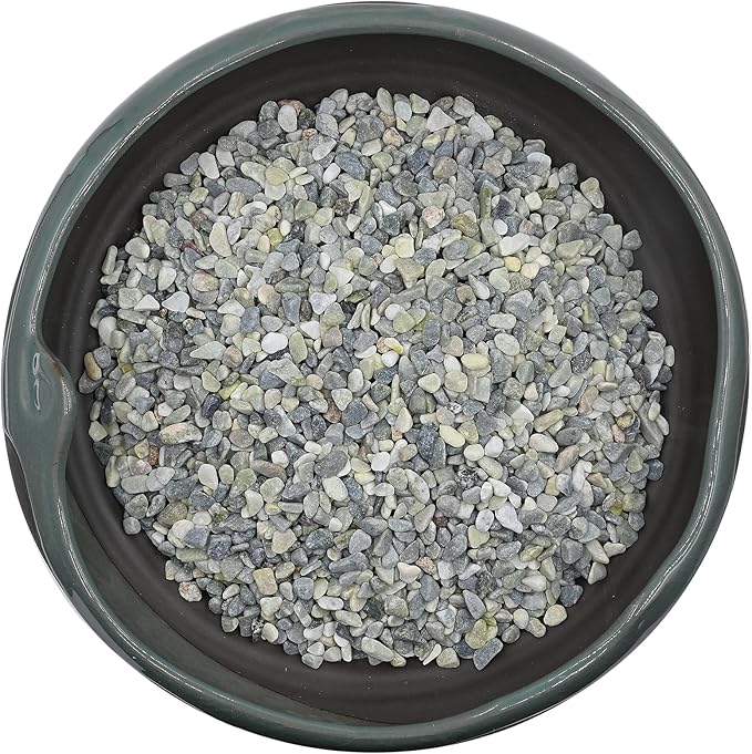 2 LBS Green Pea Gravel, Natural Succulent and Cactus Gravel Pebbles, Pebbles for Indoor Plants, Natural Gardens Mulching, for Houseplants, for Aquarium Gravel, to Maintain Soil Aeration(4-6mm)