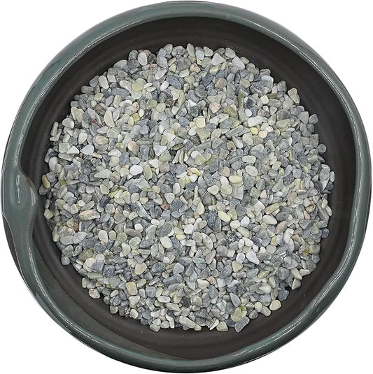 2 LBS Green Pea Gravel, Natural Succulent and Cactus Gravel Pebbles, Pebbles for Indoor Plants, Natural Gardens Mulching, for Houseplants, for Aquarium Gravel, to Maintain Soil Aeration(4-6mm)