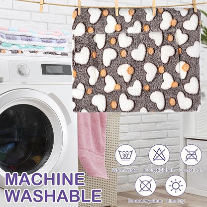 Haull 4 Pcs Waterproof Guinea Pig Bedding Winter Guinea Pig Bed Plush Cage Liners Soft Dog Cat Mat Reversible Winter Cozy Animal Pee Pad Hamster Bed Mat for Bunny(Heart,13 x 18.5 Inch)