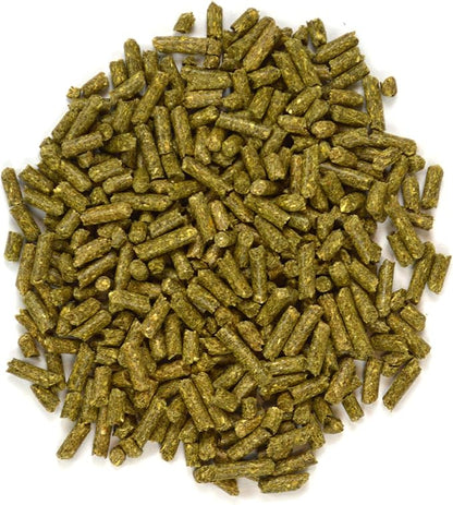 Oxbow Animal Health Garden Select Chinchilla Food, Garden-Inspired Recipe for Chinchillas of All Ages, Vitamin & Mineral Rich Pet Food Pellets, Non-GMO, Made in USA Hay, 3 Pound Bag