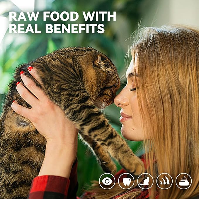 OPET Freeze Dried Cat Food, Chicken & Salmon Oil Recipe, Complete & Balanced Meal or Topper, Premium, Healthy, Grain Free, High Protein Raw Cat Freeze Dried Treats (10 oz, Chicken)