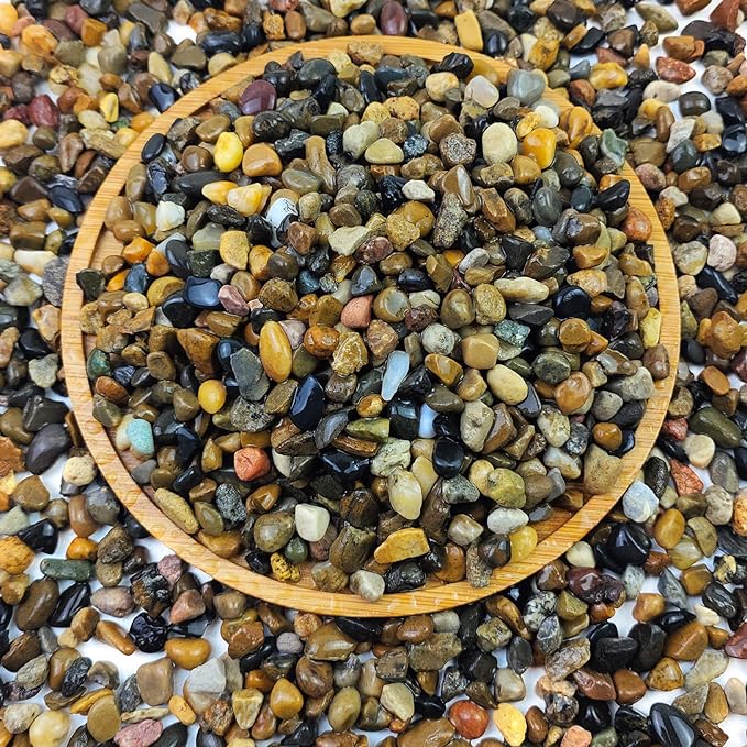 10LB Pea Gravel for Landscaping,1/4 Inch Aquarium Gravel. Decorative River Rocks for Fish Tank Succulent Vase Cactus Bonsai Plant Soil Cover and Outdoor Landscaping Rocks