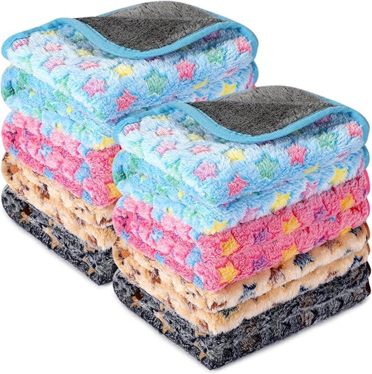 8 Pcs Guinea Pig Bedding Cage Liners Bulk Blankets Small Animal Flannel Throw Bedding Waterproof Absorbent Reusable Pet Pee Sleep Mat Pad Cover for Hamster Ferret(Star,12 x 12 Inch)