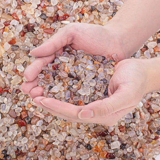 0.5 Lb/230g White Agate Crystal Pebbles Stones Aquarium Gravel Rocks, Natural Landscaping Pebbles Decorative Vase Filler Tumbled Crushed Stones for Fish Tank|Garden|Home, 5-7mm