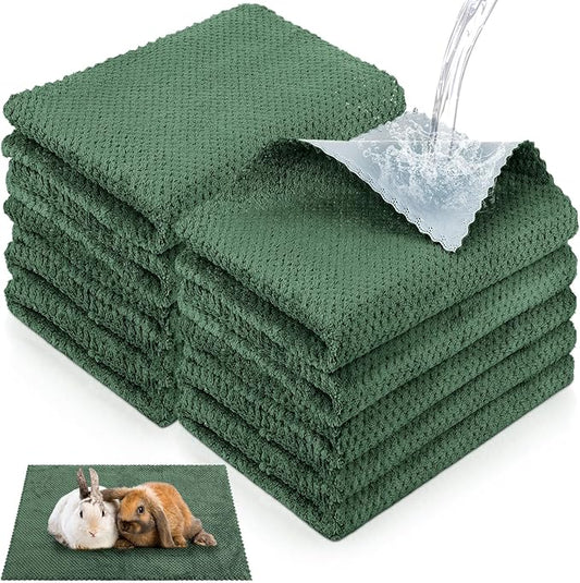 10 Pcs Guinea Pig Cage Liners Washable Rat Bedding for Guinea Pigs Controlling Absorbent Waterproof Pee Pads Blanket for Rabbits Hamster Small Animals Chinchilla(18 x 24 Inch,Dark Green)
